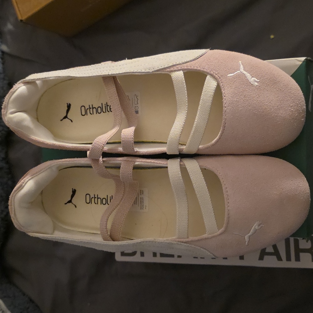 Puma Speedcat Ballet Shoes in Pink And White